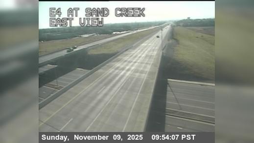 Traffic Cam Brentwood › East: TV226 -- SR-4 : Sand Creek Road Player