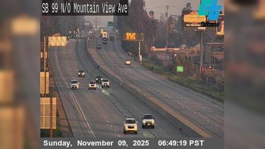 Selma › South: FRE-99-N/O MT VIEW AVE Traffic Camera