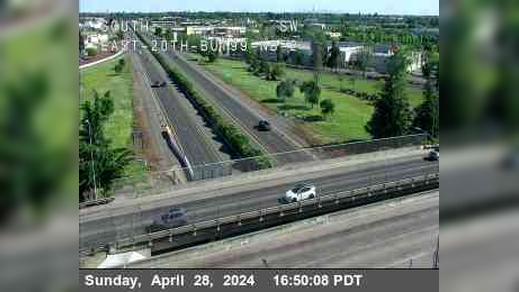 Traffic Cam Chico: East_20th_BUT99_NB_2 Player