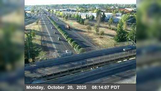 Traffic Cam Chico: East_20th_BUT99_NB_2 Player