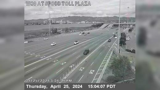 Traffic Cam Oakland › West: TVD13 -- I-80 : Toll Plaza Player