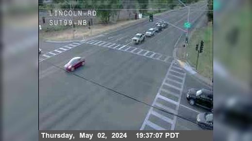 Traffic Cam South Yuba City: Hwy 99 at Lincoln Player