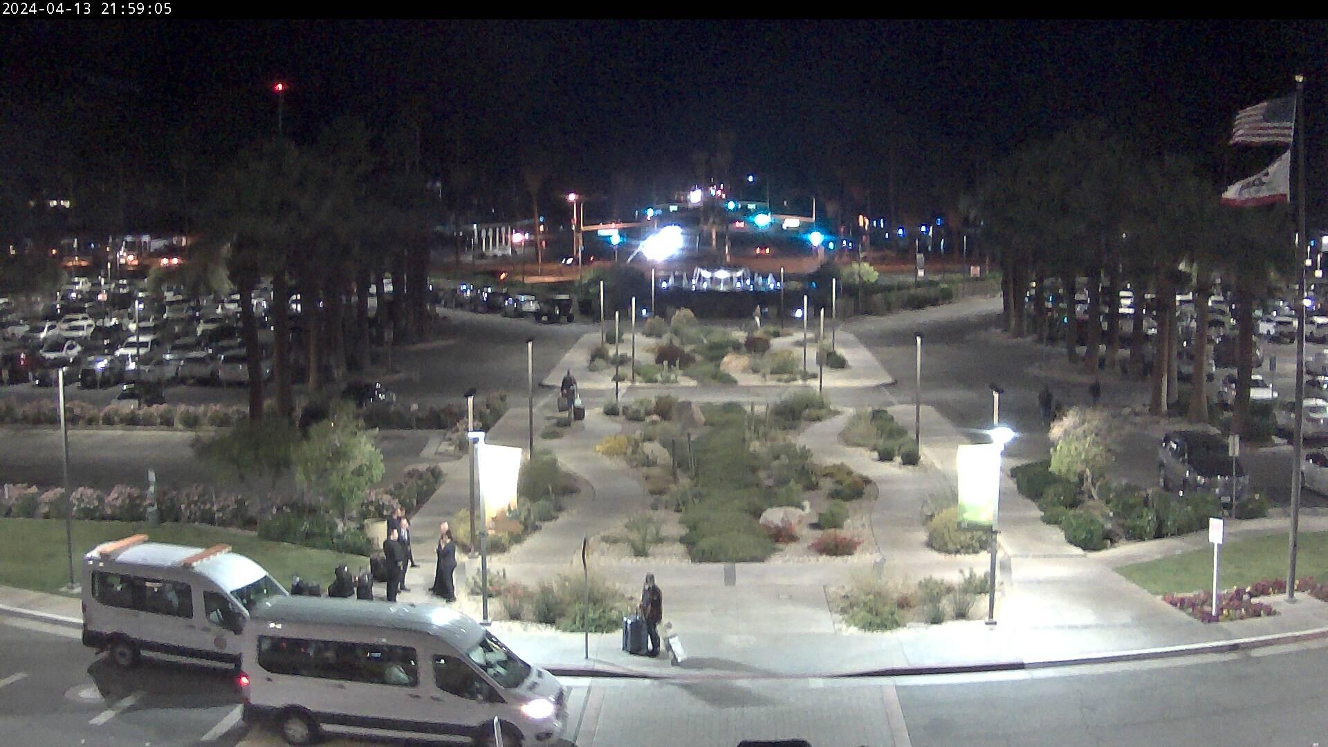 Traffic Cam Palm Springs › West: Palm Springs International Airport Player