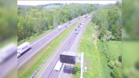 Traffic Cam Berlin › South: RT 9 South s/o Exit Player