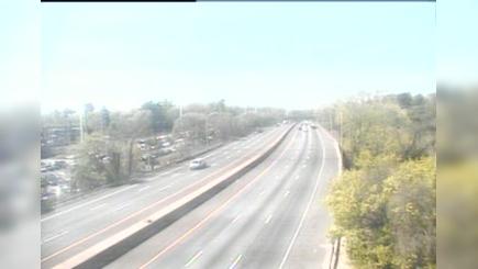 Traffic Cam Greens Farms: CAM 36 Westport I-95 SB N/O Exit18 - New Creek Rd Player