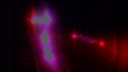 Traffic Cam Greenwich: CAM - I-95 SB S/O Exit 5 - Laddins Rock Rd Player