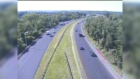 Traffic Cam Cromwell › East: RT 9 Btwn Exits 19 & 16 Rt 99 (Main St) Player