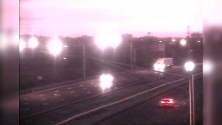 New Haven: CAM 136 - I-91 NB S/O Exit 9 - N/O Rt. 17 (Middletown Ave.) I-91 NB on ramp Traffic Camera