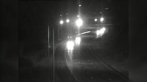 Traffic Cam Cromwell: CAM 108 - I-91 NB S/O Exit 23 - Rt. 9 NB on ramp to I-91 NB Player