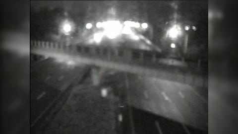 Traffic Cam Rocky Hill: CAM - I-91 MEDIAN Exit 24 & 23 - Orchard St Player