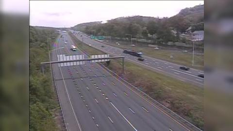 Traffic Cam Plainville: CAM - I-84 WB Exit 33 - W/O Crooked St Player