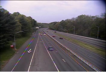 Traffic Cam CAM 98 Milford CT 15 NB Exit 55A - Wheelers Farm Rd. - Northbound Player