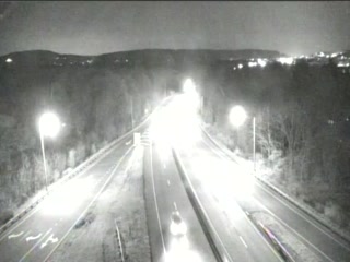 Traffic Cam CAM 177 Plainville RT 72 WB W/O Exit 1 - At N Washington St OP - Westbound Player