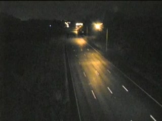 Traffic Cam CAM 101 Rocky Hill I-91 NB S/O Exit 24 - Rt. 160 (Elm St.) - Northbound Player