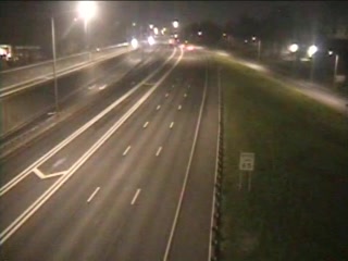 Traffic Cam CAM 69 Windsor I-91 SB S/O Exit 38 A/B - Rt. 75 (Poquonock Ave.) - Southbound Player