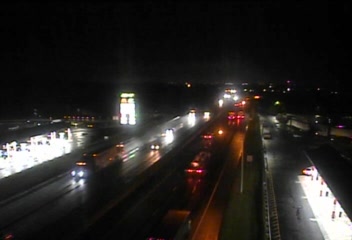 Traffic Cam CAM 41 Fairfield I-95 NB Exit 22 - Fairfield Rest Area - Northbound Player
