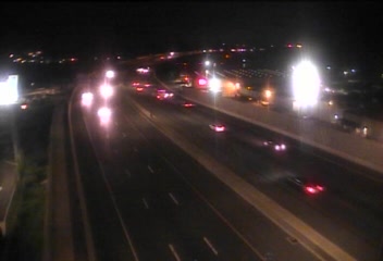 Traffic Cam CAM 57 Stratford I-95 SB N/O Exit 32 - Rt. 1 & 110 (East Main St.) - Southbound Player