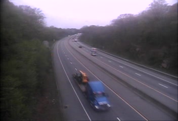 Traffic Cam CAM 160 Clinton I-95 NB S/O Exit 64 - S/O Chapman Mill Pond Rd. - Northbound Player