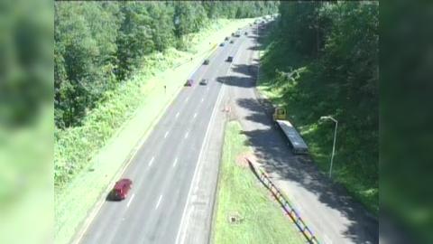 Traffic Cam Middletown › North: I-91 NB - Rest Area Player