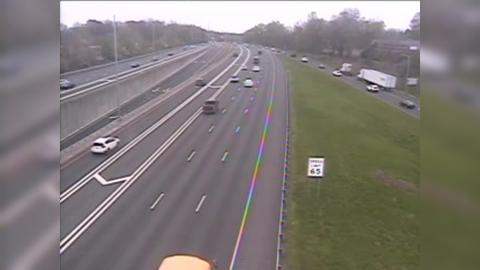Traffic Cam Windsor: CAM - I-91 SB S/O Exit 38 A/B - Rt. 75 (Poquonock Ave) Player