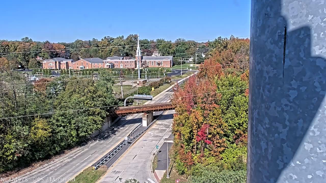 Traffic Cam Woodcrest Court: I-95 @ MARSH RD Player