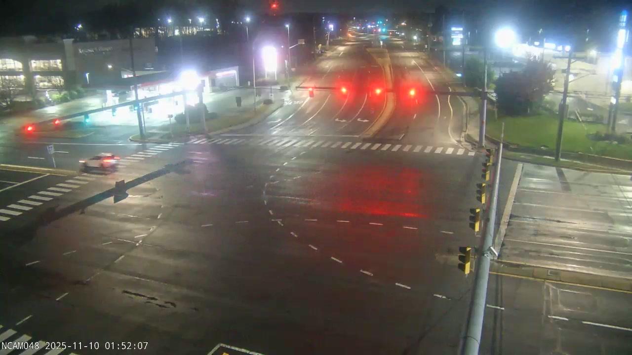 Woodcrest Court: US 202 @ NAAMANS RD Traffic Camera