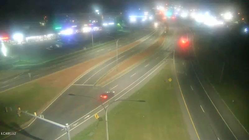 Traffic Cam Dover: US 13 & BAY RD Player
