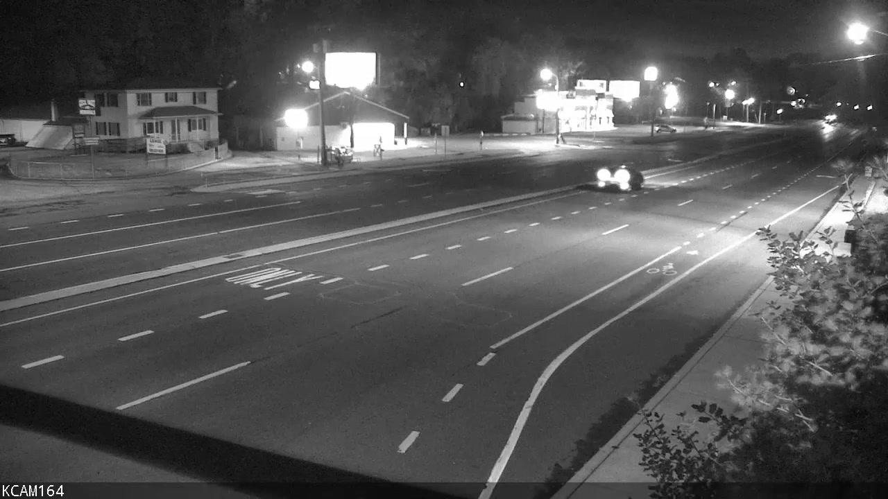 Woodcrest Court: SR 2 (KIRKWOOD HWY) Traffic Camera