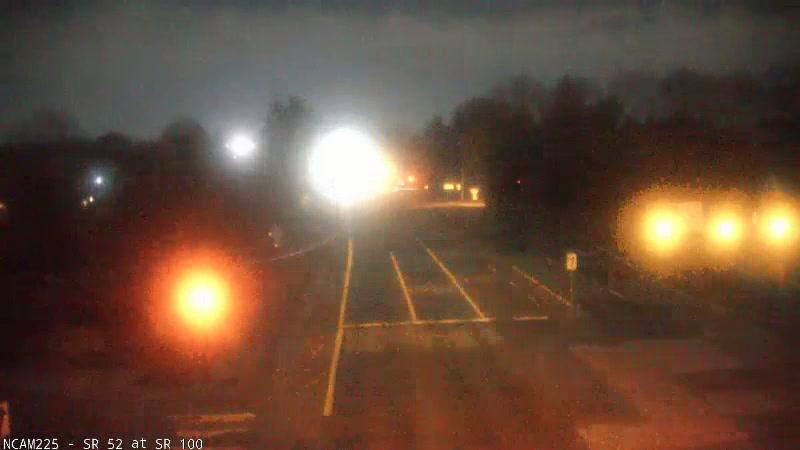 Woodcrest Court: DE 52 @ DE 100 Traffic Camera