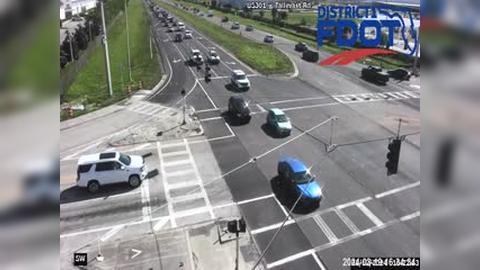 Traffic Cam Tallevast: MA US301 - Road 3102/488 Player