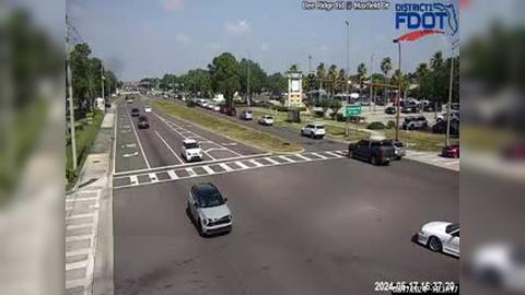 Traffic Cam Lake Sarasota: SA Bee Ridge Rd (SR758) @ Maxfield Dr Player