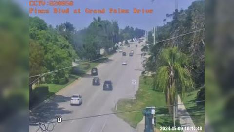 Traffic Cam Pembroke Pines: Pines Blvd at Grand Palms Drive Player