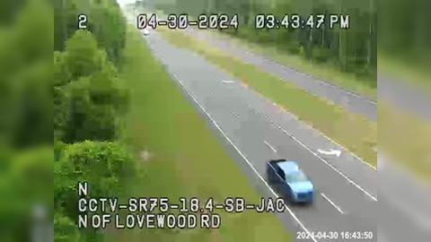 Traffic Cam Cottondale: US231-MM 18.4SB-N of Lovewood Player