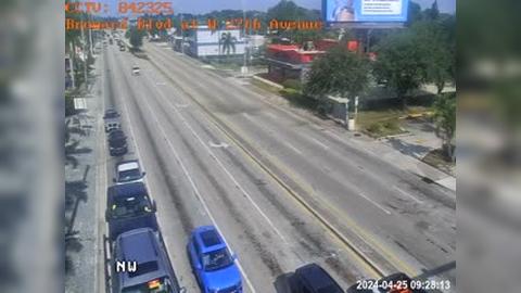 Traffic Cam Fort Lauderdale: Broward Blvd at W 27th Avenue Player