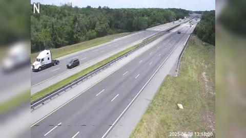 Traffic Cam Croom: I-75 at MM 305.2 Player