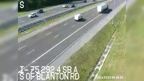 Traffic Cam Dixie: S of CR-41/Blanton Rd Player