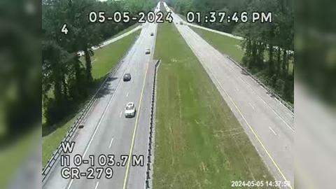Traffic Cam Caryville: I10-MM 103.7M CR-279 Player