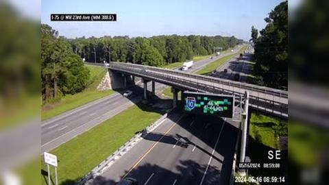 Traffic Cam Gainesville: I-75 @ MM 388.6 - NW 23rd Ave Player