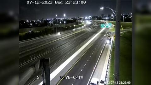 Traffic Cam Pompano Beach: I-95 NB after NW 24th Street Player