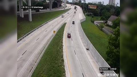 Traffic Cam Jacksonville: I-10 at I-95 SB Ramp K - A CCTV_18 Player