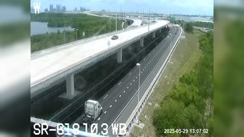 Traffic Cam Tampa: S of SR 60, E of 39th St Player