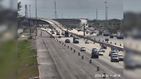Traffic Cam Palm Springs North: Tpke MM 37.9 S of I-75 Player