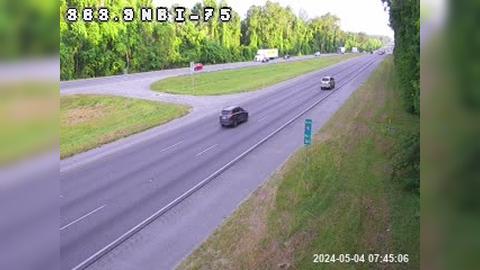 Reddick: I-75 @ MM 363.9 NB Traffic Camera