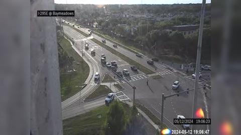 Traffic Cam Jacksonville: I-295 E at Baymeadows Rd Player