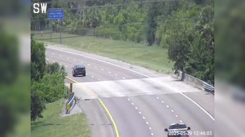 Traffic Cam Sun City: I-75 234.2 SB Player