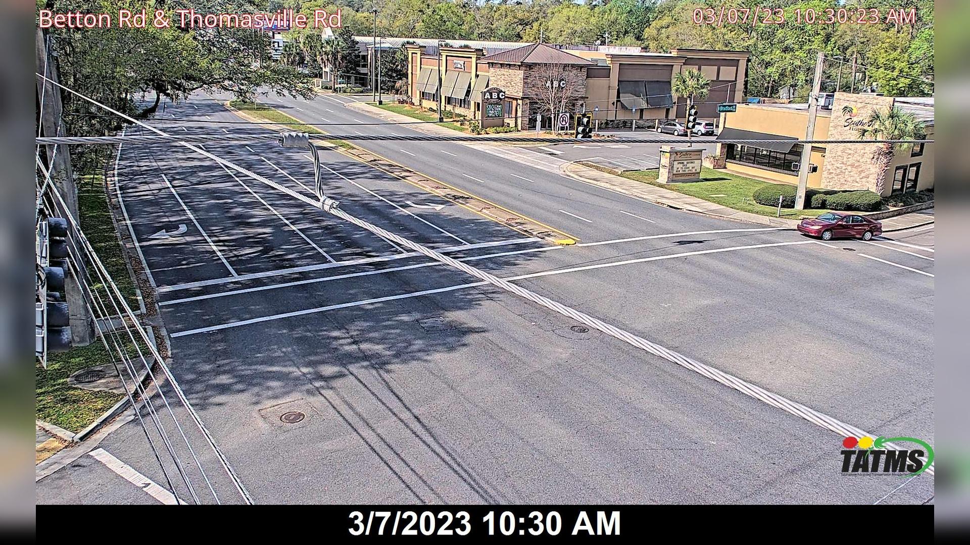 Traffic Cam Tallahassee: Betton Rd at Thomasville Rd Player
