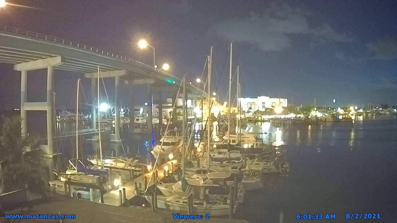 Traffic Cam Fort Myers Beach: Webcam - Matanzas Pass Player