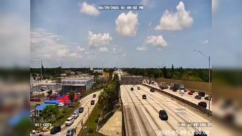 Traffic Cam Pinewood Park: I-95 at Northwest 103rd Street Player