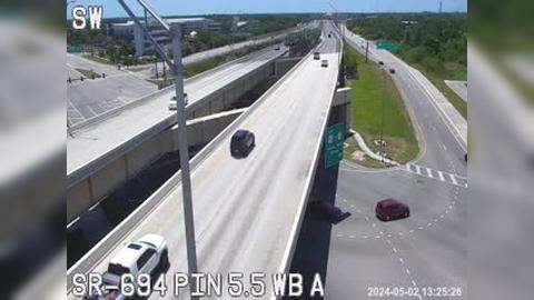 Traffic Cam Saint Petersburg: at 9th St North A Player