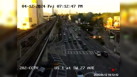 Traffic Cam Miami: US-1 at Southwest 27th Avenue Player